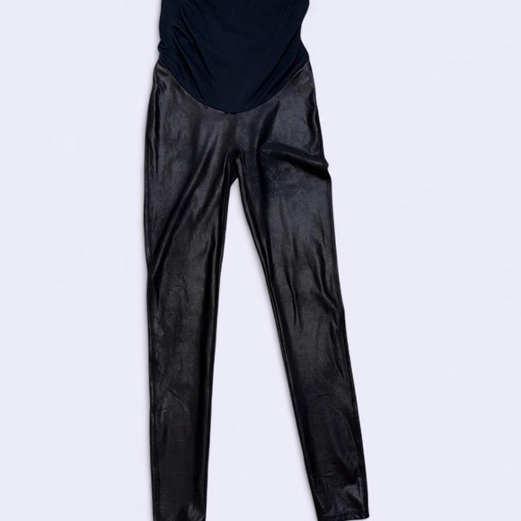 SPANX Pants - SPANX Faux Leather Maternity Leggings – Black – Size M